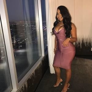 Meet your Posher, Ebonie